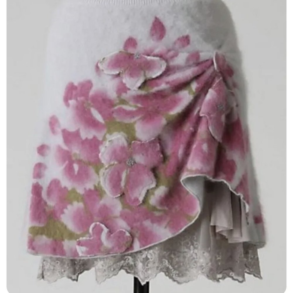 Rare Anthropologie Sweater skirt by Beaux by bo